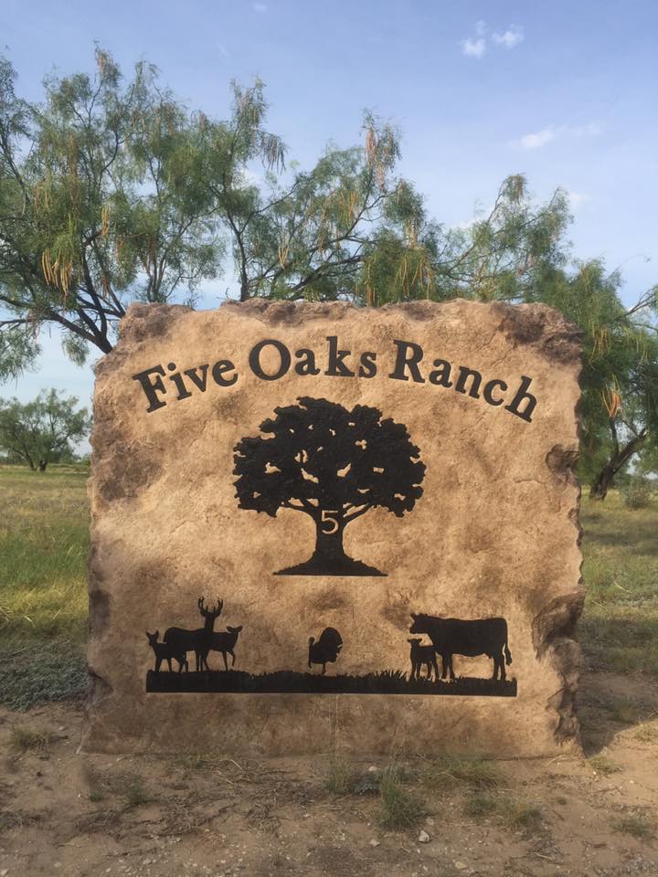 Custom ranch sign made of engineered stone in Houston by Bedrock Boulders