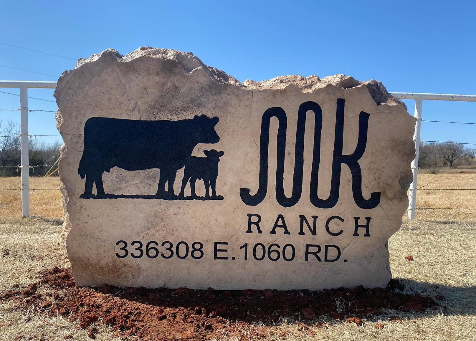 Custom ranch sign made of engineered stone in Houston by Bedrock Boulders