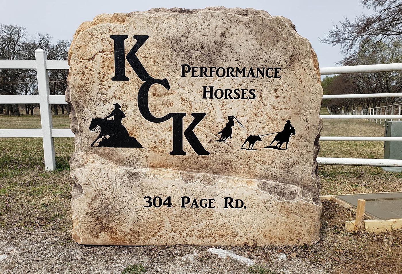Custom ranch sign made of engineered stone in Houston by Bedrock Boulders